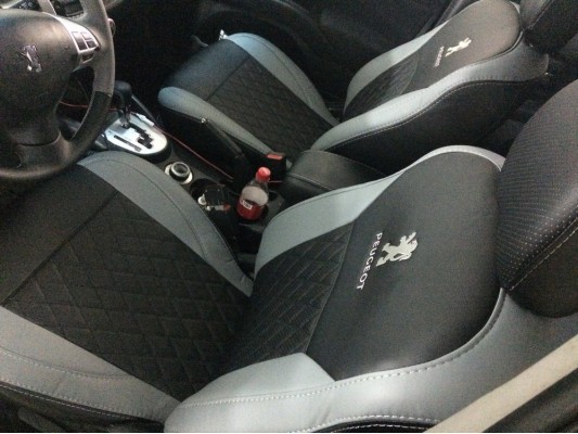 Авточехлы на Peugeot 4007 Авточехлы на Peugeot 4007