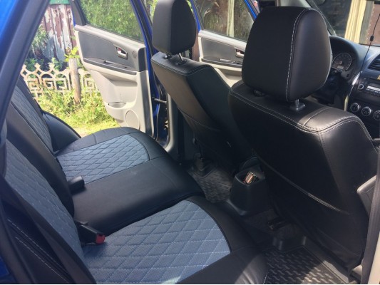 Авточехлы на Suzuki SX4 Авточехлы на Suzuki SX4